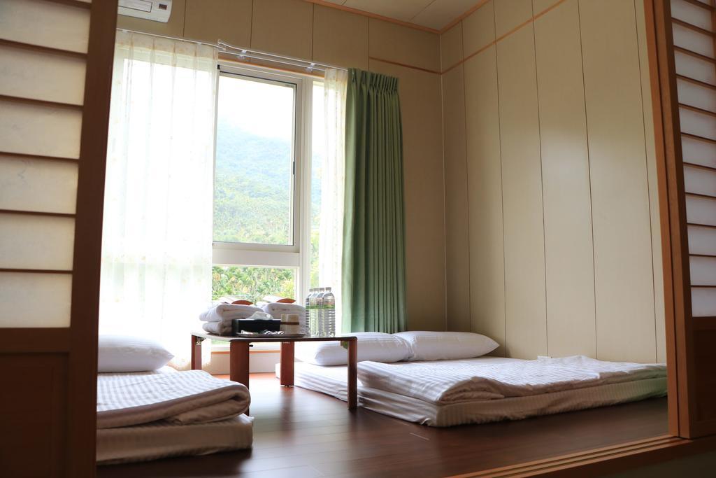Fully B&B Пули Екстериор снимка